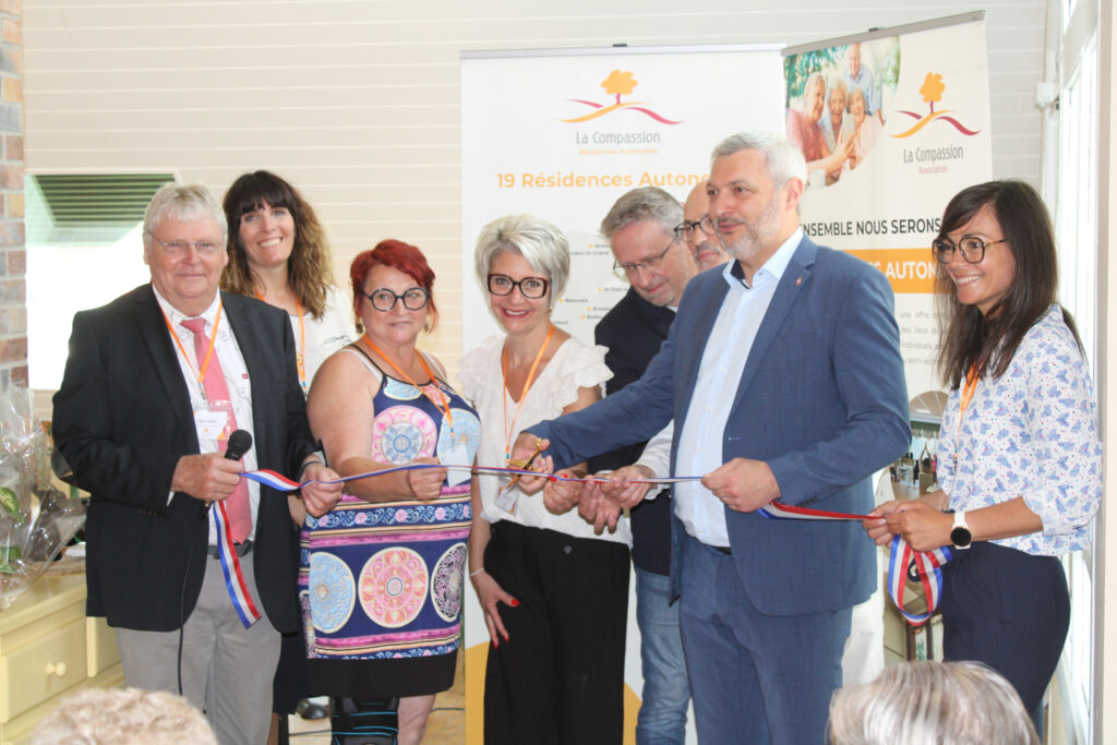 inauguration-residence-autonomie-Association-La-Compassion-Crevecoeur-le-grand
